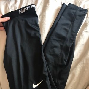 black nikey pro leggings